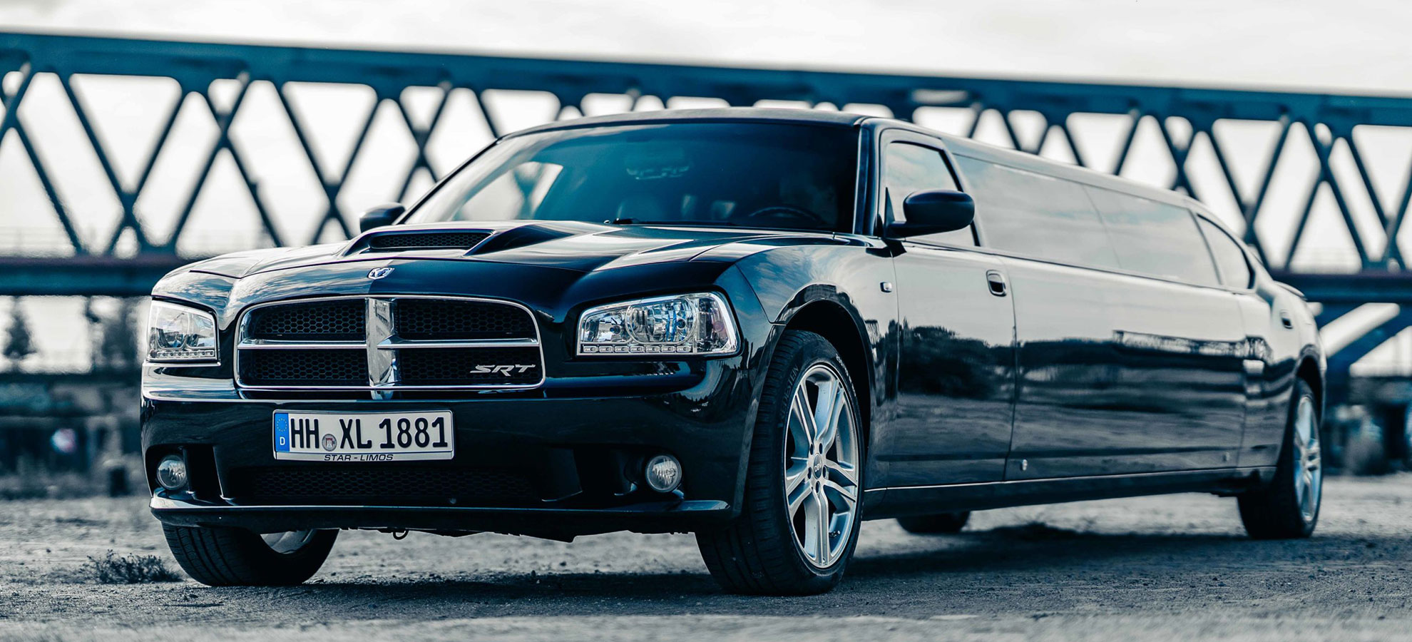 Hier Dodge Charger Partylimo in Hamburg mieten