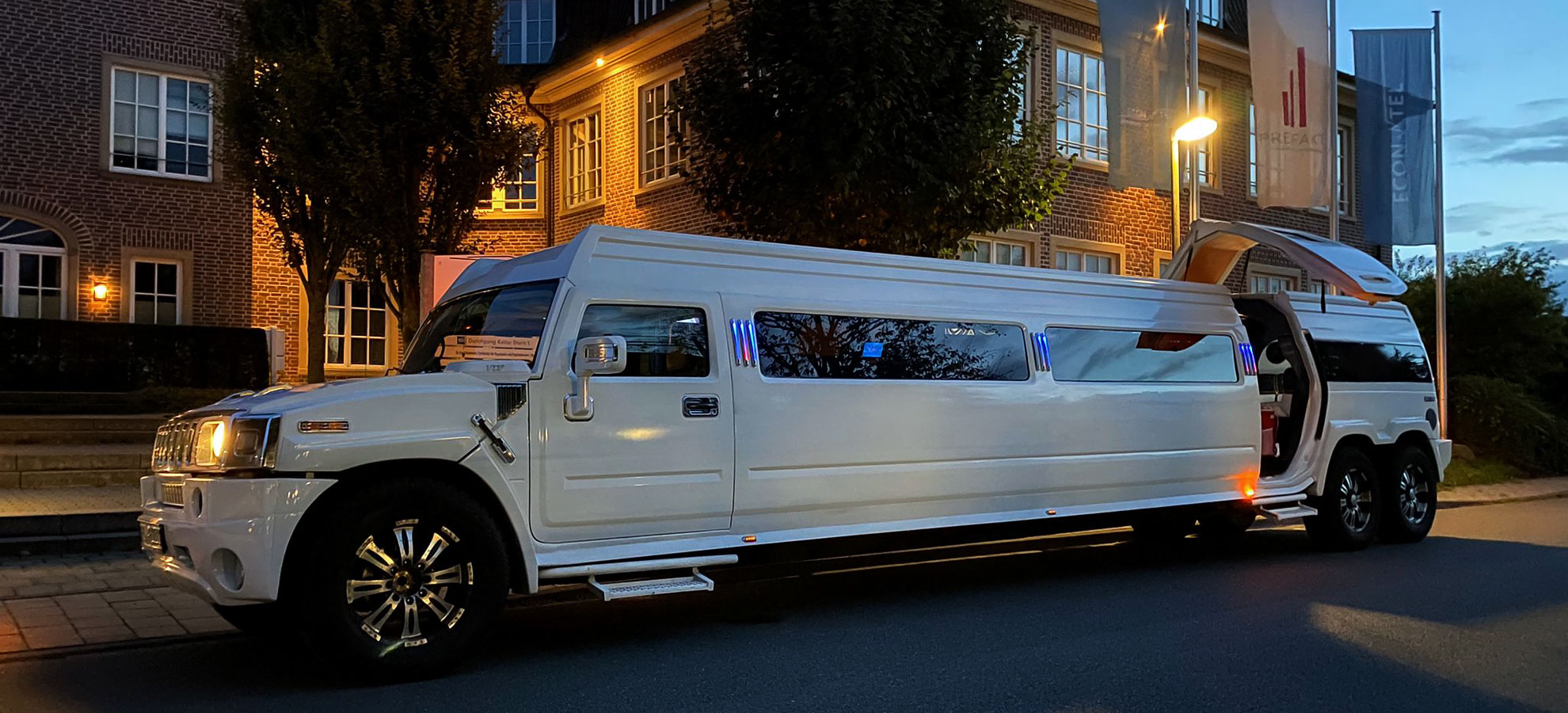 Jetzt Hummer Stretchlimousine in Köln mieten